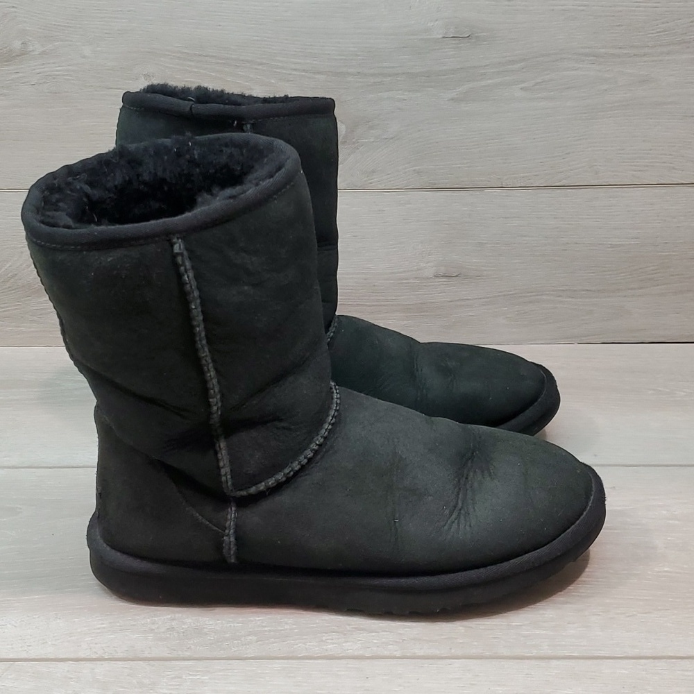 Ugg Australia Women 5825 Suede boots shoes sz 9 - Picture 3 of 14